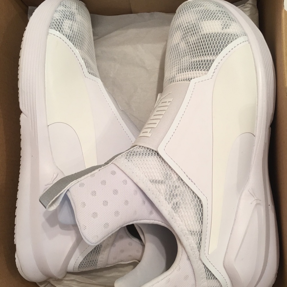 Fierce swan women’s Puma
